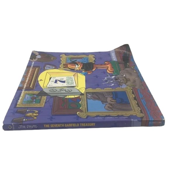 The 7th Garfield Treasury by Jim Davis - Picture 2 of 6